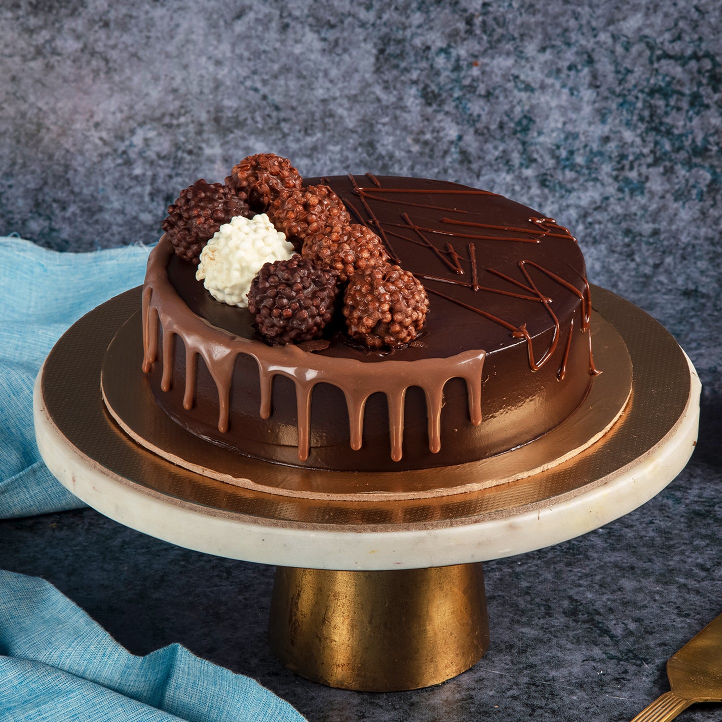 Crunchy Chocolate Truffle Cake