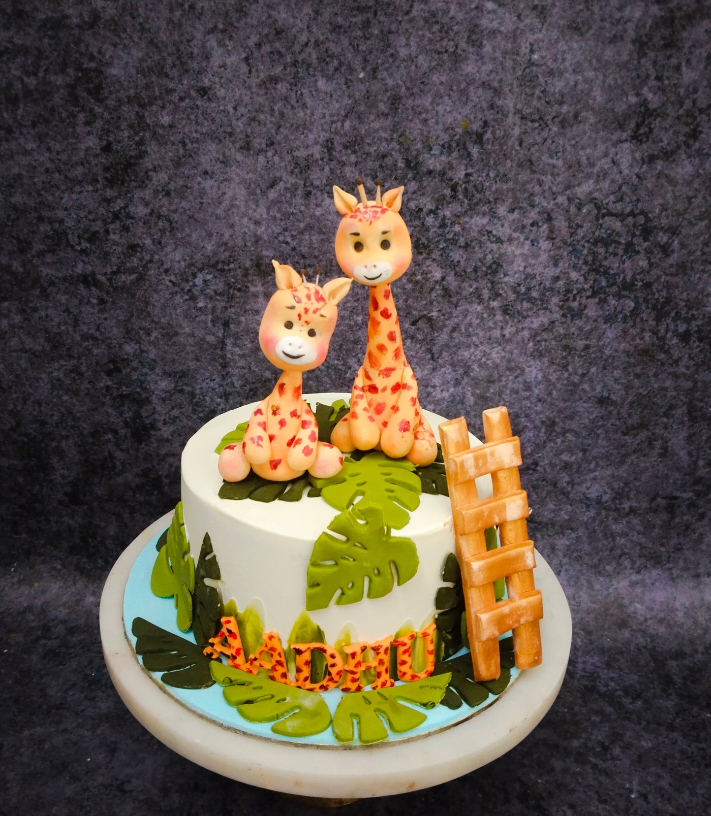 Jungle Theme cake -Giraffe